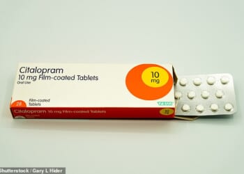 Packets of Sertraline 100mg film-coated tablets may incorrectly contain packs of Citalopram 40mg, health officials have warned
