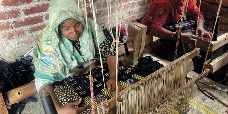 In Bangladesh, an ancient art form weaves new opportunities