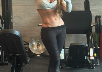 Jennifer Lopez was up early on Sunday working out in the gym, and she shared a slideshow of snaps of her impressively sculpted abs as proof