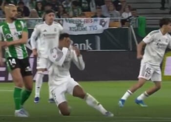 Jude Bellingham went down clutching his face when there did not appear to be contact