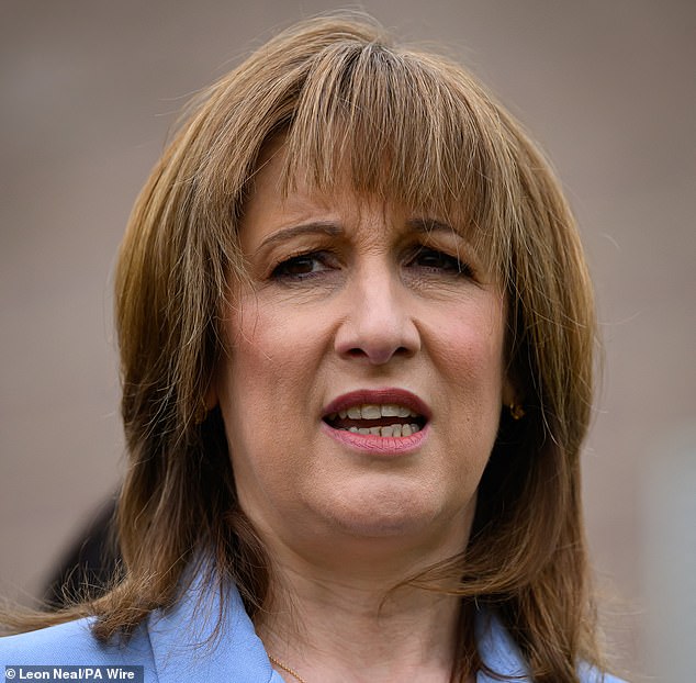 Chancellor Rachel Reeves faced growing calls to reform Plan 2 loans after her Budget last year, in which she announced the salary threshold would be frozen at £29,385 for three years after it rises in April