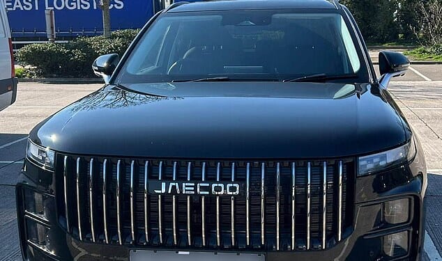 Alan Lee, 37, bought a Jaecoo 7 PHEX Luxury after after seeing rave reviews about the £35k car dubbed the 'Temu Range Rover'