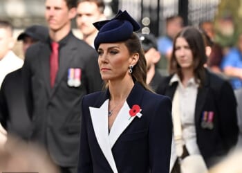 Princess Kate attended the wreath laying and parade service at the Cenotaph as part of Anzac Day commemorations on Saturday