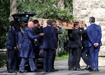The Fox and Redgrave dynasties came together at All Saints Church in Fulham on Thursday for the funeral of producer Robert Fox