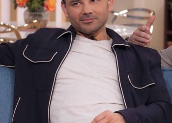 Ryan Thomas revealed how a former Coronation Street star told him off on set for 'cocky behaviour' on set