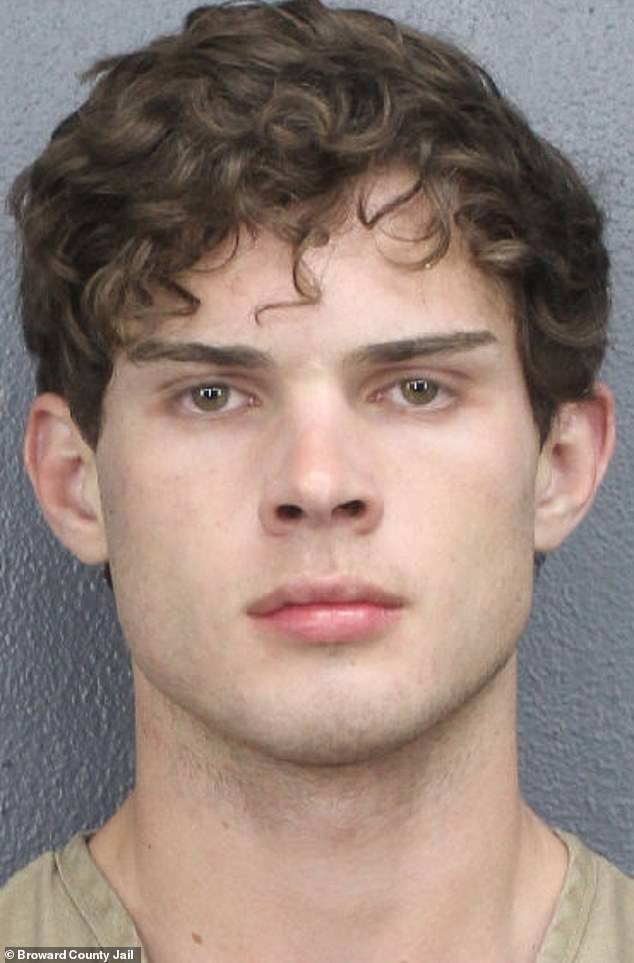 Livestreamer Clavicular, aka Braden Peters, is said to smash his own facial bones with a hammer