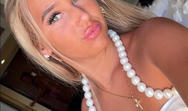 Chloe Watson Dransfield, from Gomersal, West Yorkshire, died after suffering a single stab wound, an inquest heard