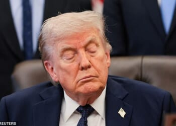 Trump's war with Iran is grinding toward stalemate, and now his top advisers are turning on each other