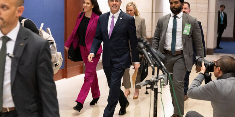 Why the surveillance powers in FISA roil Congress – across party lines