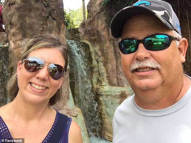 Ellis and his estranged wife, Stacie Mason, were reportedly in the midst of a potential separation at the time