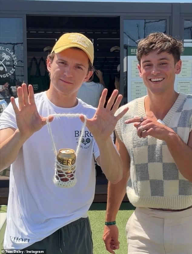 Elsewhere during the BERO Padel Classic event, Olympic diver Tom Daley decided to sit out the match and crocheted a Spider Man-inspired Bero can holder for Holland