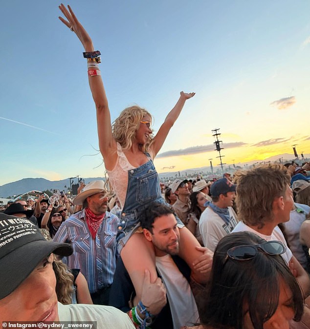 Braun gallantly gave Sweeney a lift on his shoulders as they enjoyed the music