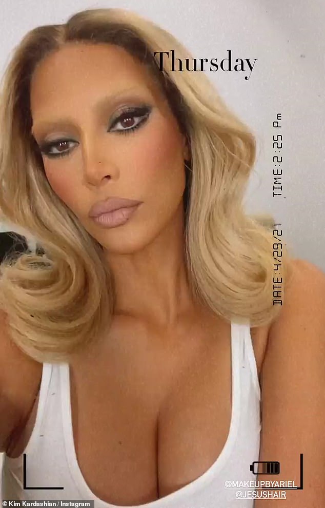 Other stars in the Kardashian/Jenner clan are no stranger to sporting bleached eyebrows; the SKIMS founder seen above