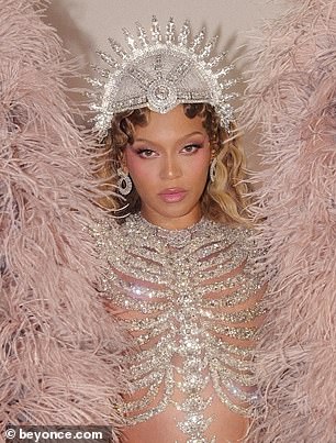Fans also accused Beyoncé of Photoshopping her Met Gala social media photos to look more flattering