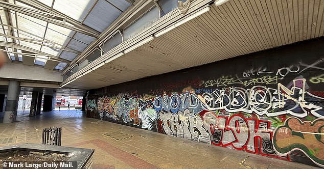 At the foot of this monolith is a gloomy underpass housing a shopping arcade called St George’s Walk