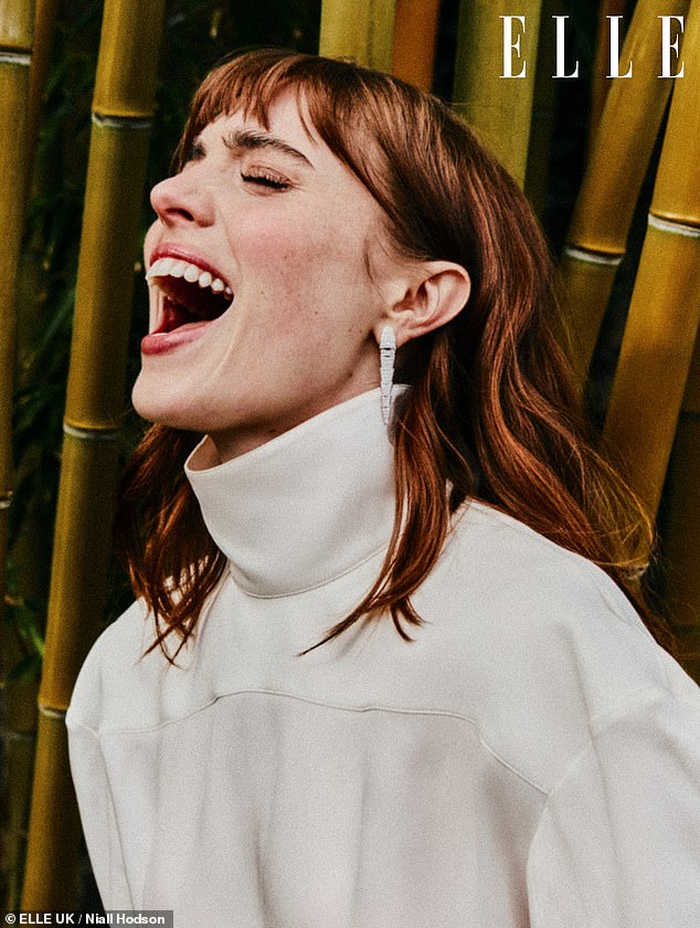 Opening up on what its like behind-the-scenes, she said the cast had formed a close-knit bond and created a really positive atmosphere on the set