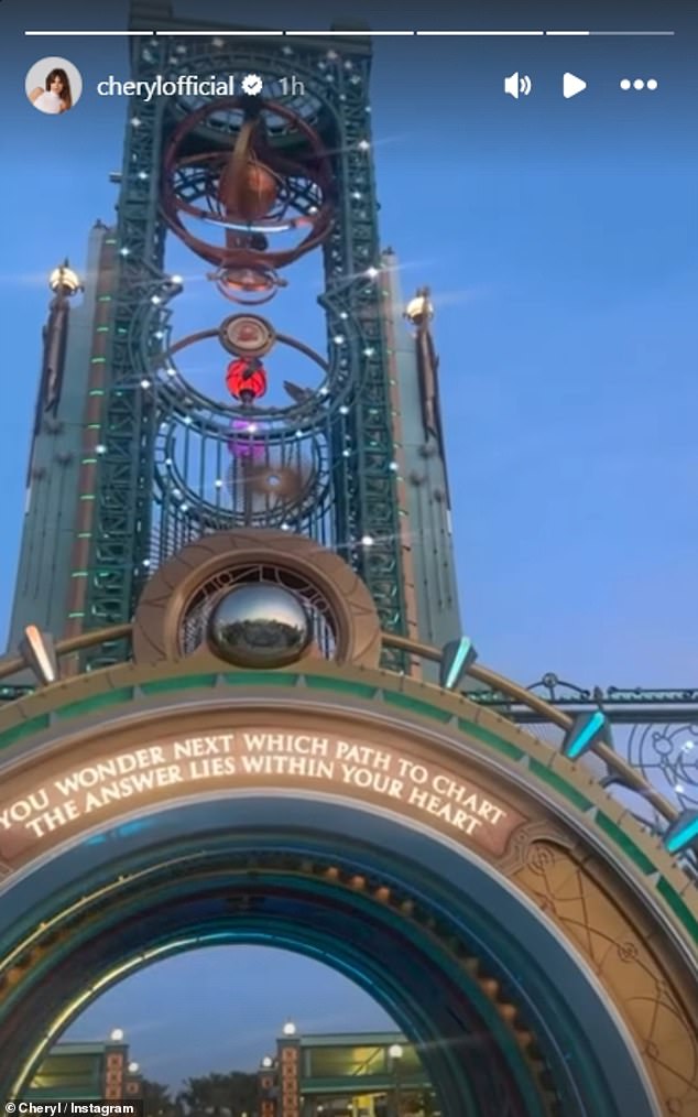 She captioned the post: 'What a wonderful few days at Universal Orlando'