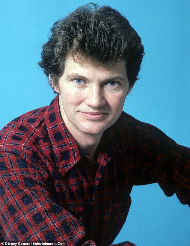 After his chilling turn as the Scorpio Killer, Andrew Robinson played Frank Ryan on the soap opera Ryan¿s Hope from 1976 to 1978, earning a Daytime Emmy nomination