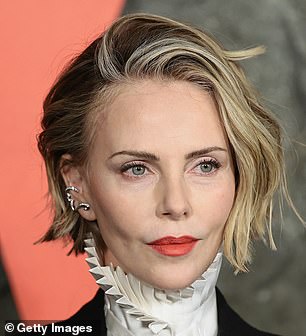 Experts agreed a slightly longer cut adds softness to her face