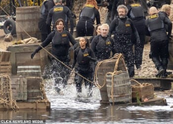 Celebrity Traitors looks set to kick off in dramatic fashion, as this year's lineup tackled their first mission deep in the Scottish Highlands