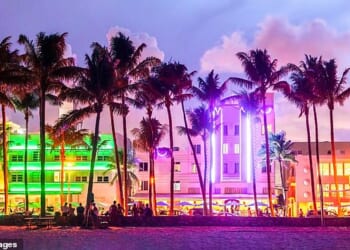 A staggering 400,000 Brits have made their home in the Sunshine State and the new Channel 4 series Escape To Florida explores the expats living in Florida