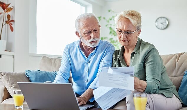 Experts warn taking money out of your pension pot at the wring time can be dangerous