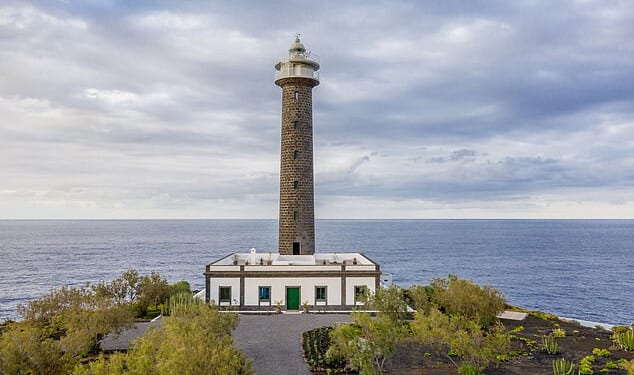 Faro Punta Cumplida is a lighthouse on La Palma that houses luxury suites