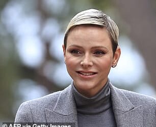 The princess's ultra-short pixie from 2023...