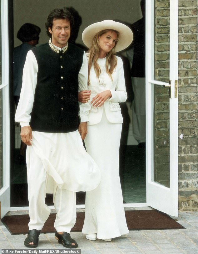 Jemima Goldsmith after her first marriage, aged 21, to former Prime Minister of Pakistan and ex-cricketer Imran Khan, then-42