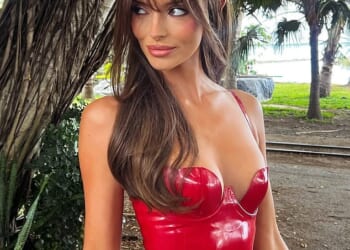 Many men would love nothing more than dating world famous beauty Maura Higgins, but she has confessed that some exes didn't enjoy being overshadowed by her