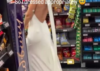 Roxy Horner wore her wedding dress down the supermarket aisle and declared: 'I refuse to wear this once' as she shared a new Instagram post on Sunday