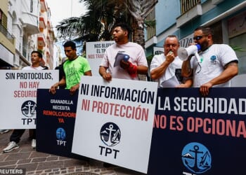 Residents of Tenerife took to the streets to protest the arrival of a hantavirus-stricken cruise ship