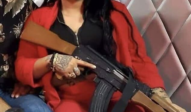Thought to be romantically involved with a senior cartel figure, La Chucky openly flaunted her growing collection of weapons, posing with rifles and luxury cars